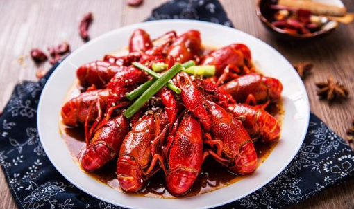 烧小龙虾加啤酒谁不宜?痛风患者能食用吗