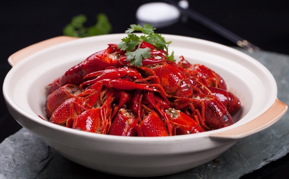 小龙虾哪里买新鲜?超市和菜市场哪个更好