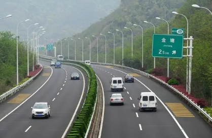 2025年国庆高速免费几天?免费时间如何计算