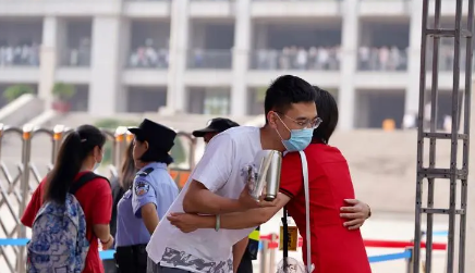 2025高考准考证可折叠?如何影响入场验证