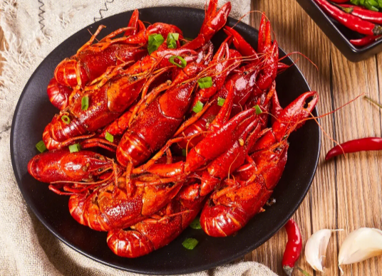 小龙虾卤好了要捞出来吗？卤多久入味最佳