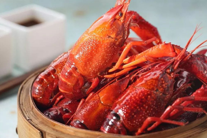 蒸小龙虾要开壳吗?如何快速剥壳