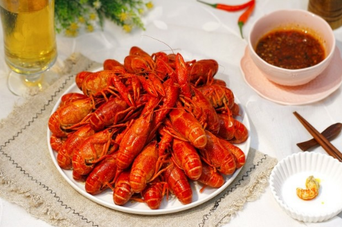 清蒸小龙虾要放啤酒吗?啤酒去腥效果如何