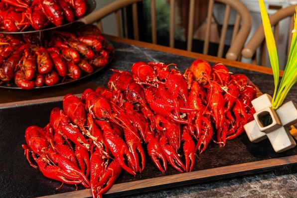 小龙虾蒸多久才熟?如何判断蒸制火候?