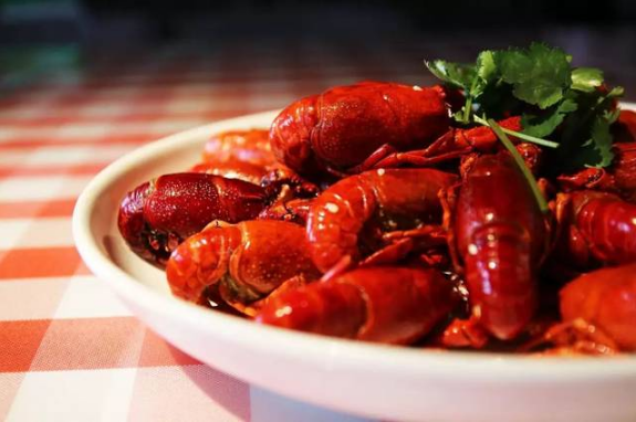 小龙虾肉拽不出来怎么回事?虾肉难剥怎么解决