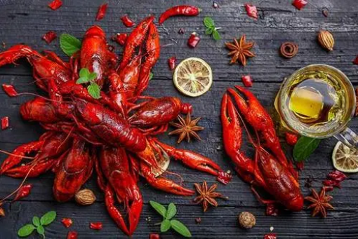 小龙虾清洗需要放盐吗?盐水浸泡能去污吗