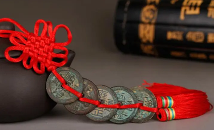 过门石下五帝钱怎么摆?摆放位置有何讲究