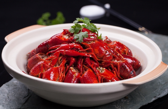 小龙虾清洗后能直接冷冻吗？如何正确保存更保鲜？