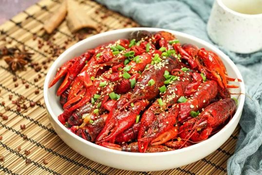 小龙虾焯水后要过凉水吗?冷水冲洗更Q弹吗