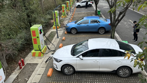 智能充电桩是快充还是慢充啊?充电桩安装费用多少