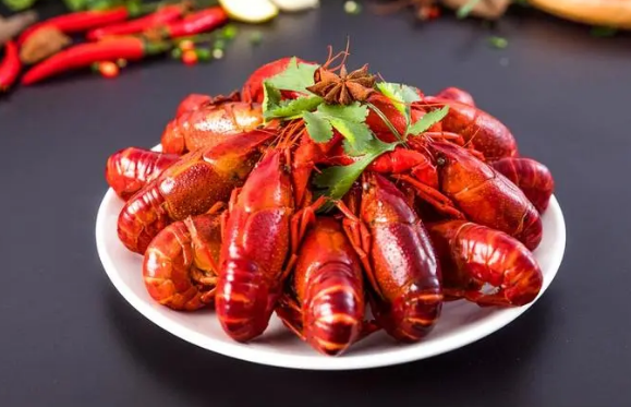 炸小龙虾的油能炒小龙虾吗？油能重复使用吗