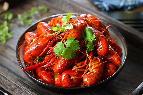 为什么吃小龙虾戴手套手上还有油?如何彻底防油