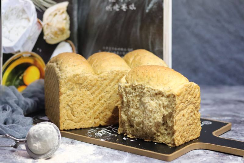 亚麻籽吐司10种做法，轻松学会美味烘焙-图2