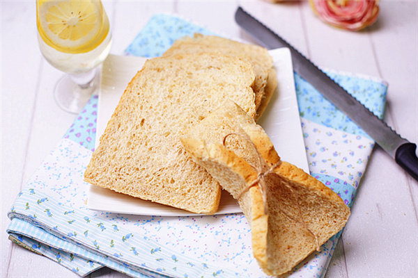 亚麻籽吐司10种做法，轻松学会美味烘焙-图3