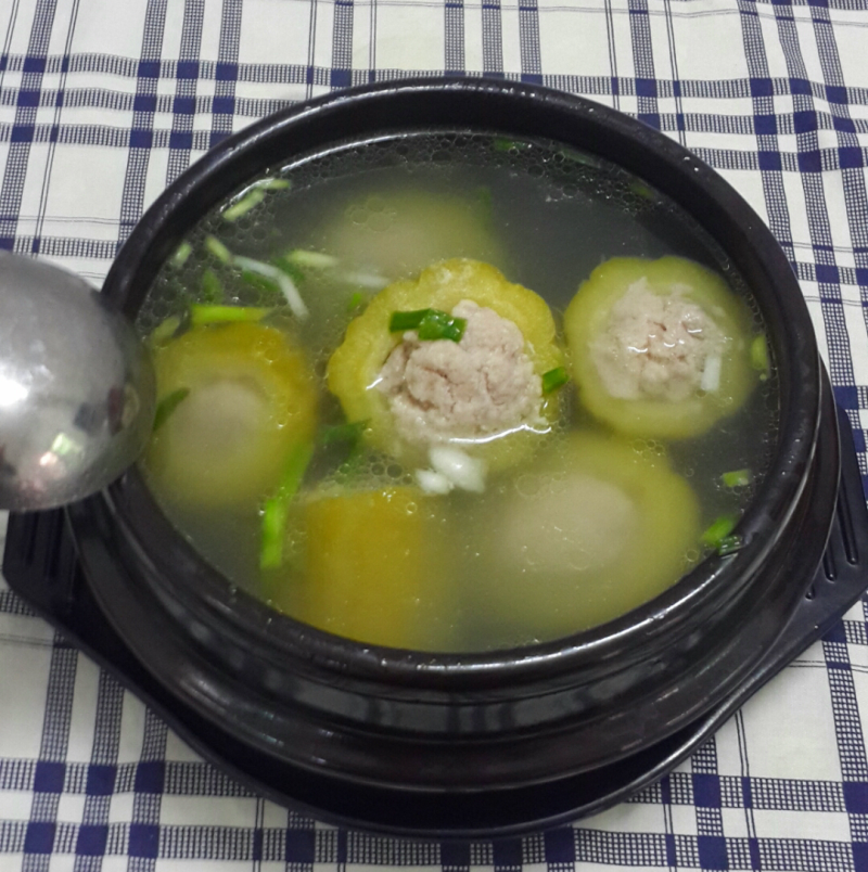 十种猪肉苦瓜盅做法，鲜香不苦超下饭-图4