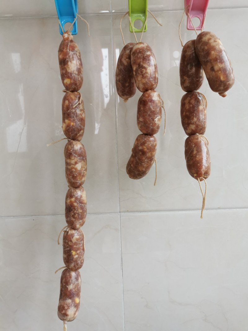 火爆脆皮肠制作大全：配方与做法全解析-图3