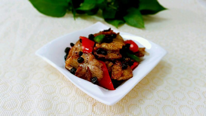 香辣回锅鱼家常做法详解，鲜香麻辣回味无穷-图7