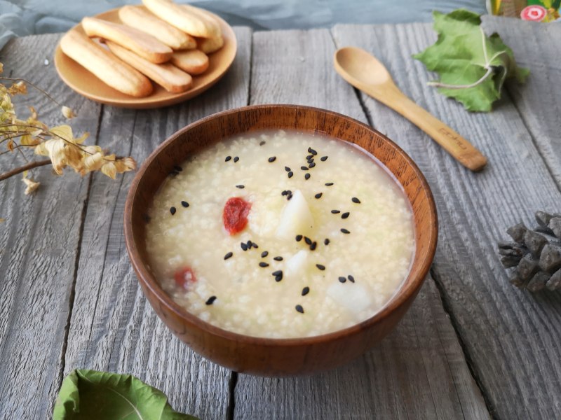 山药小米糕十种绝味做法，轻松征服全家人的胃！-图1