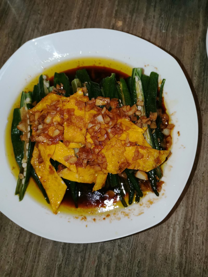 秋葵腐皮卷正宗做法，鲜香软嫩三步搞定-图6