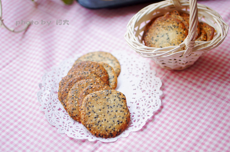 黑芝麻薄脆十种美味做法，轻松学做香脆小点-图8