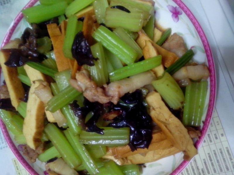 芹菜豆腐汤十大做法与配料全解析-图3