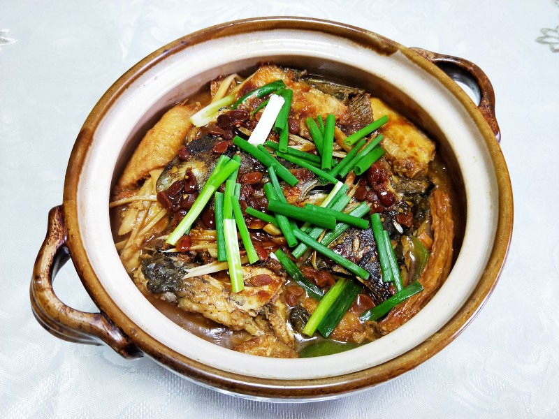 鱼头腐竹煲最佳做法，鲜香秘诀全公开-图8