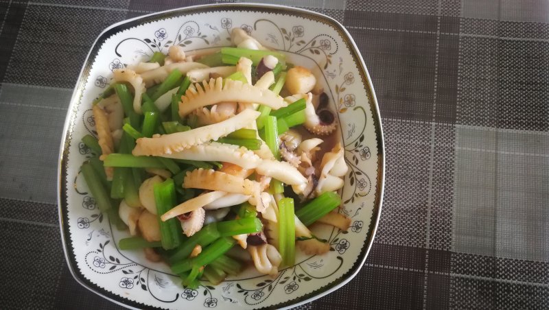 芹菜炒目鱼10种正宗做法，鲜香脆嫩一学就会-图8