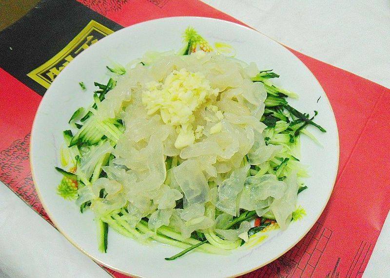 黄瓜海蜇头做法详解：清爽凉菜的正确步骤-图2