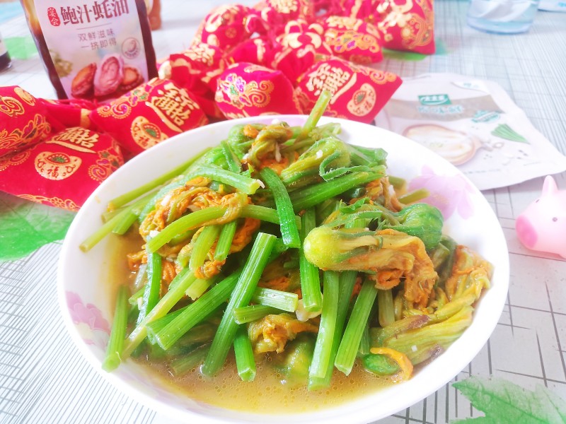 十种南瓜花炒蛋做法，家常美味轻松学