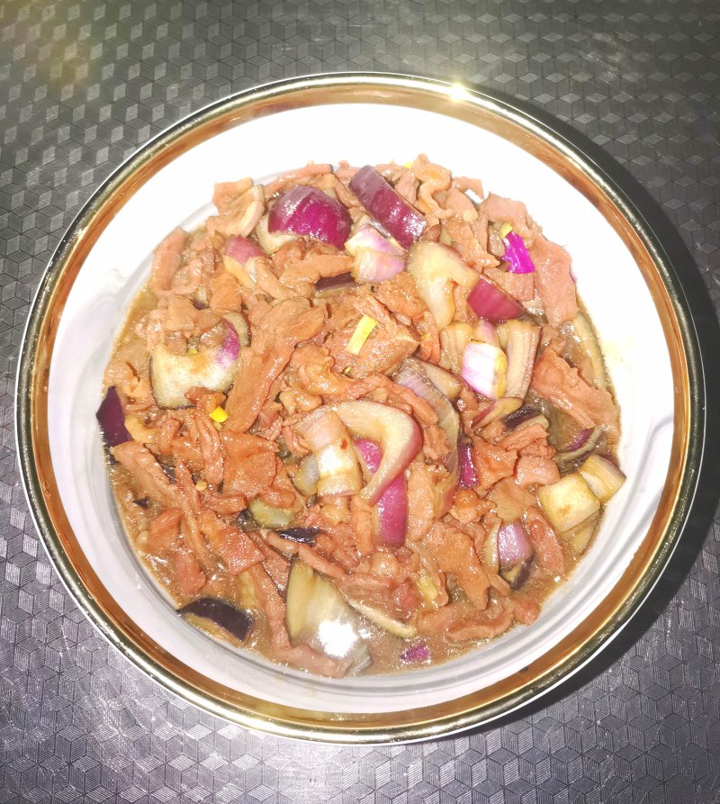 洋蒜炒牛肉正宗做法，家常美味轻松学-图9