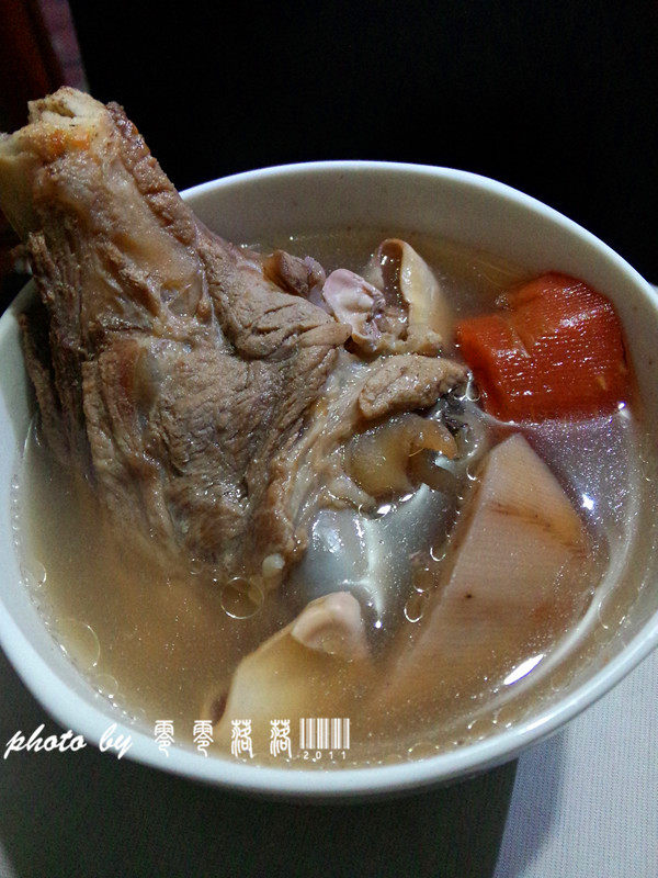 十种大骨莲藕汤美味做法，暖心暖胃-图9