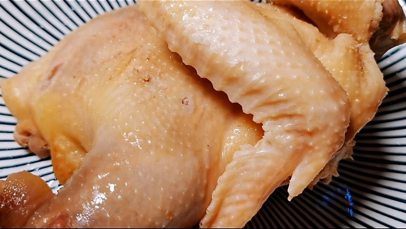 葱油白斩鸡：家常做法与配料全解析-图1
