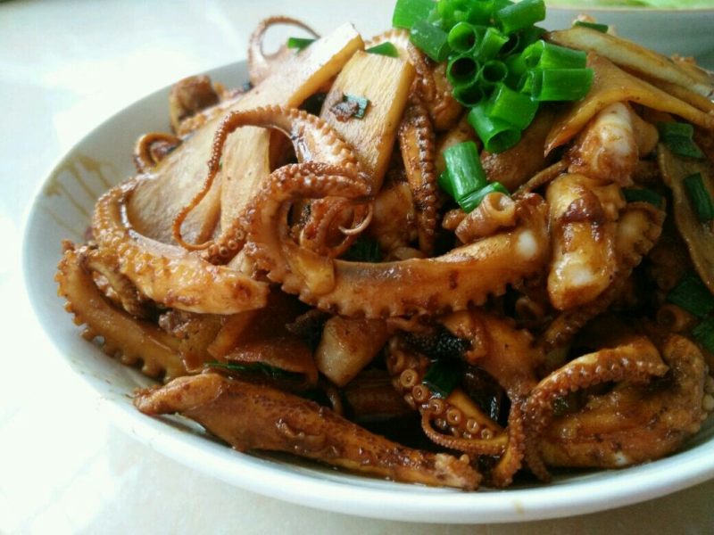 爆炒小章鱼做法大全：鲜嫩爽口的家常秘诀-图4