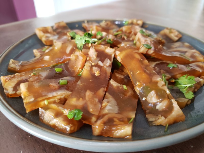 蒜蓉肉皮冻家常做法，这样做好吃极了-图3