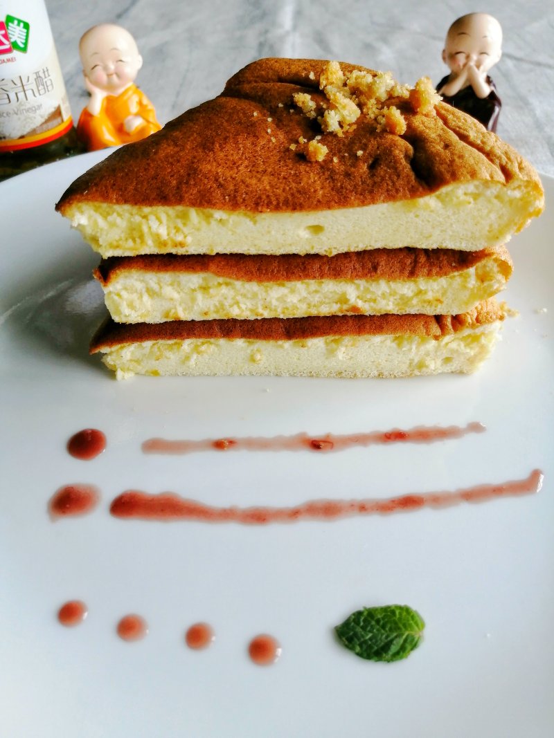 轻松学做蛋糕：简单配料与步骤全解析-图2