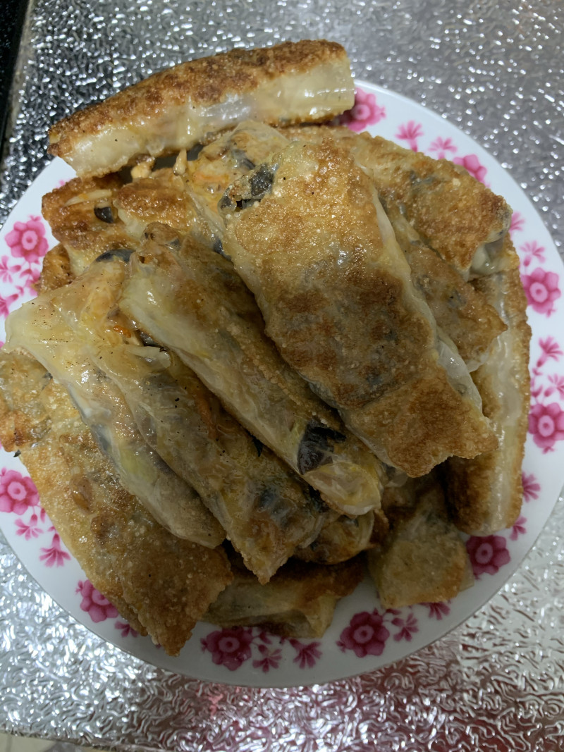 素三丝春卷家常做法，酥脆秘诀全公开