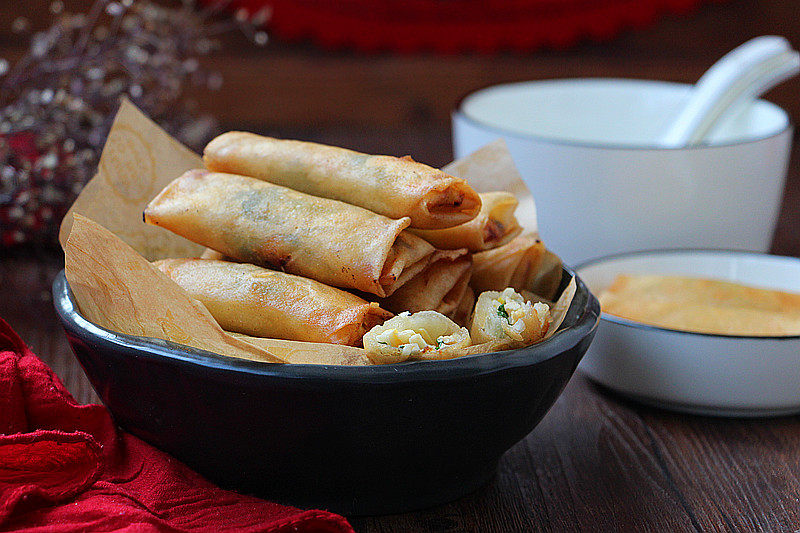 素三丝春卷家常做法，酥脆秘诀全公开-图2