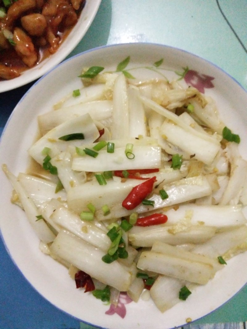 酸辣脆白菜10种家常做法，开胃下饭超好吃-图2