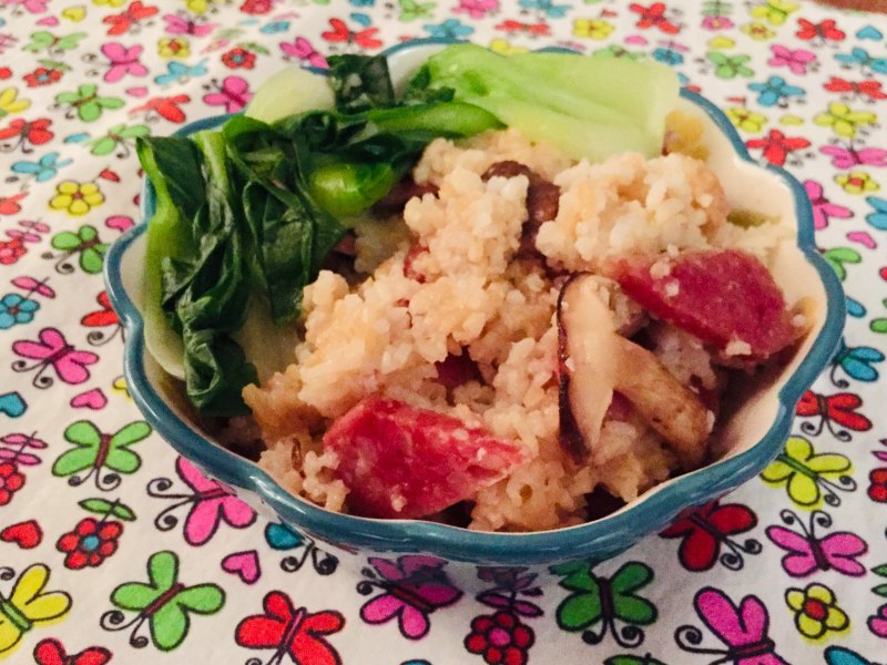 腊肠锅巴饭美味秘诀：做法配料全解析-图3