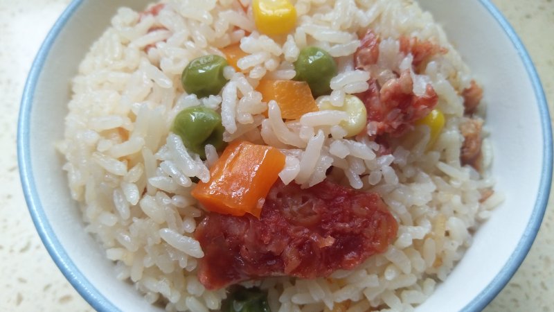 腊肠锅巴饭美味秘诀：做法配料全解析-图4