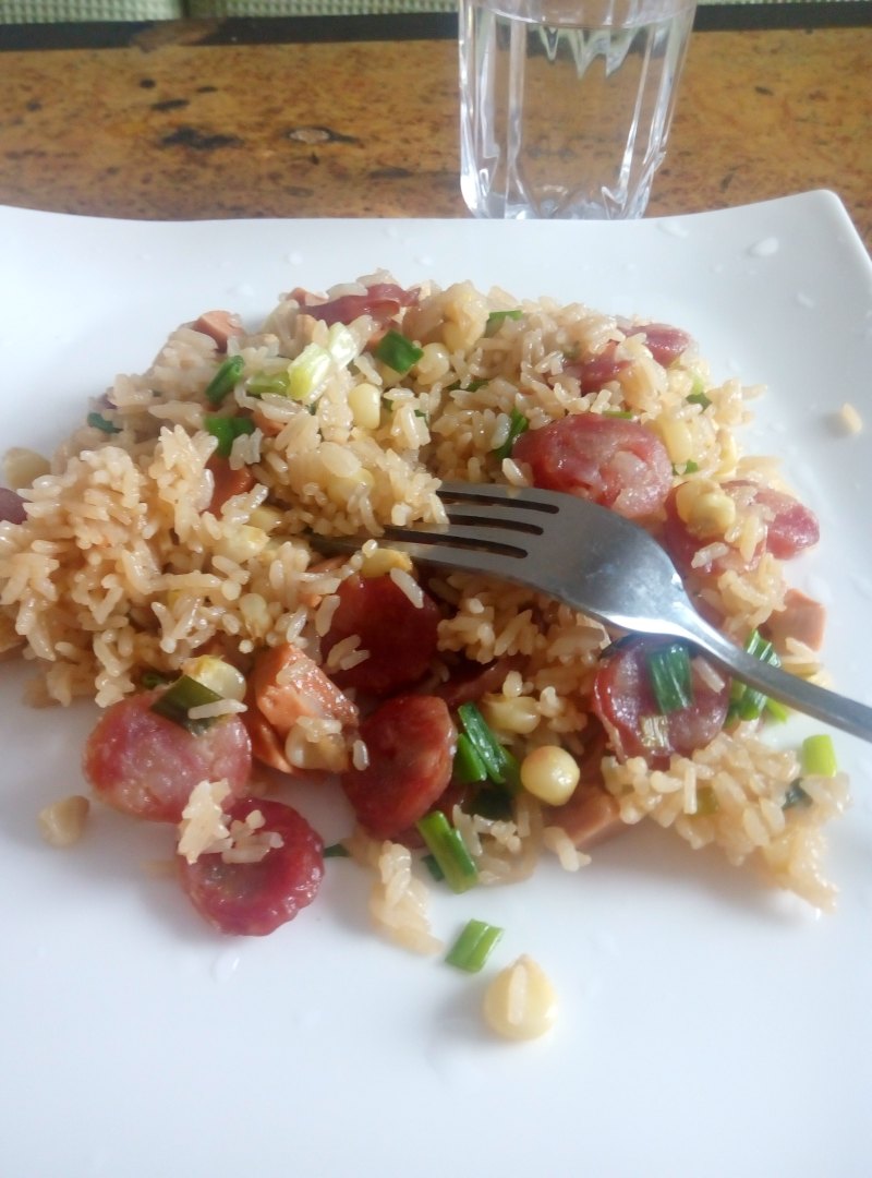 腊肠锅巴饭美味秘诀：做法配料全解析-图8