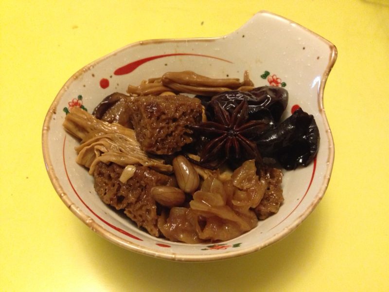 什锦素焖锅美味秘诀：做法与配料全解析-图3