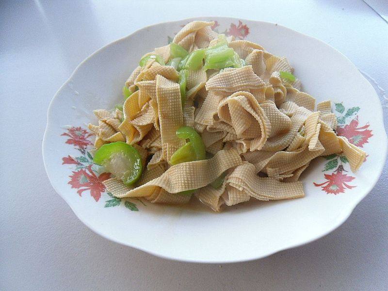 大蒜炒百叶：家常美味配料全解析-图1