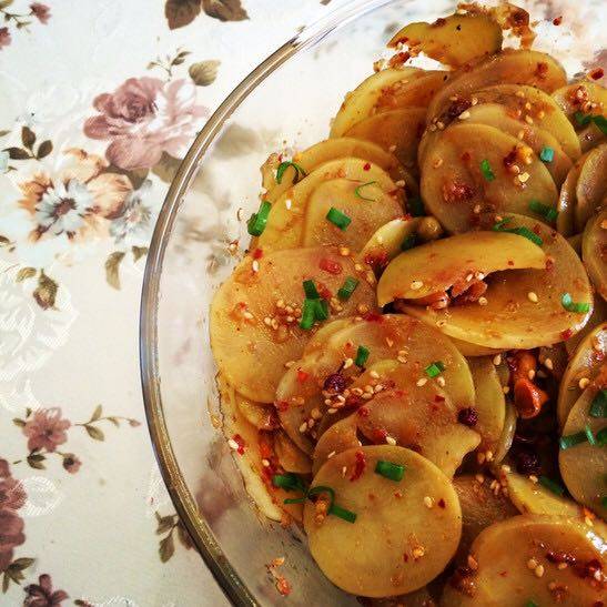 凉拌炸土豆十种家常做法，美味秘诀全在这里！-图5