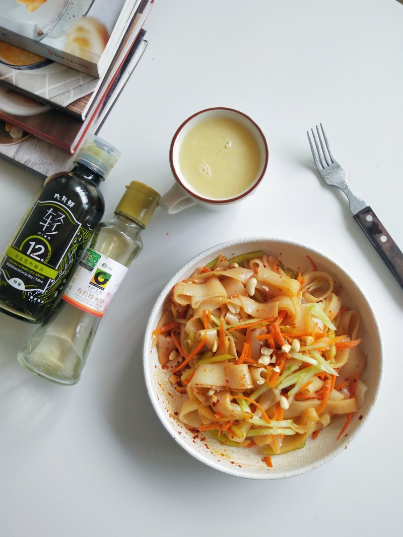 凉皮新吃法：十大创意做法全攻略-图1