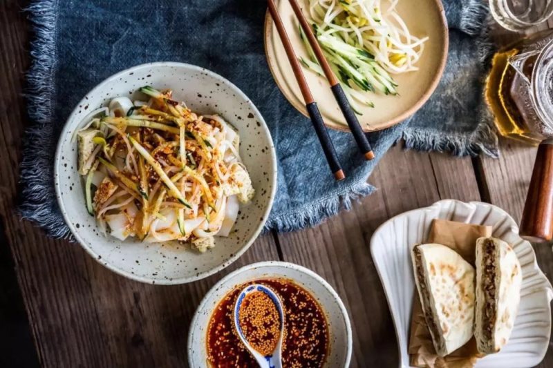 凉皮新吃法：十大创意做法全攻略-图2