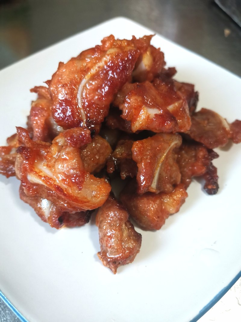 十种家常烤猪脆骨做法，香脆美味轻松做！-图9