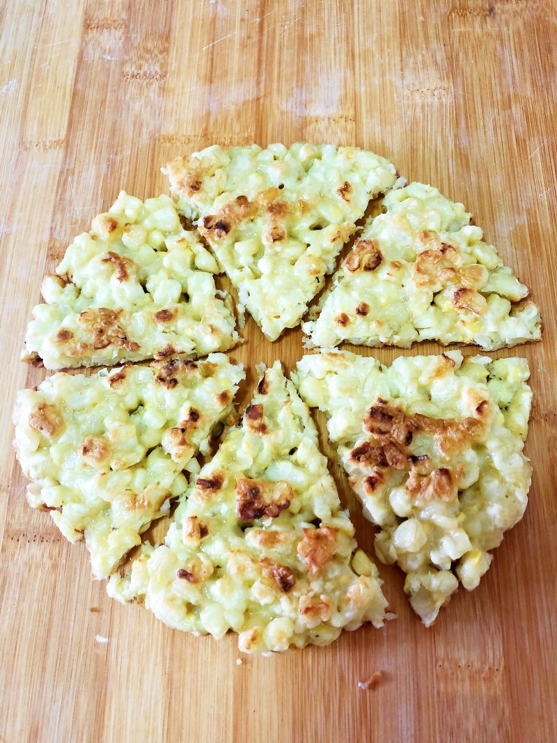 家常玉米面煎饼做法，松软香甜秘诀全公开-图7