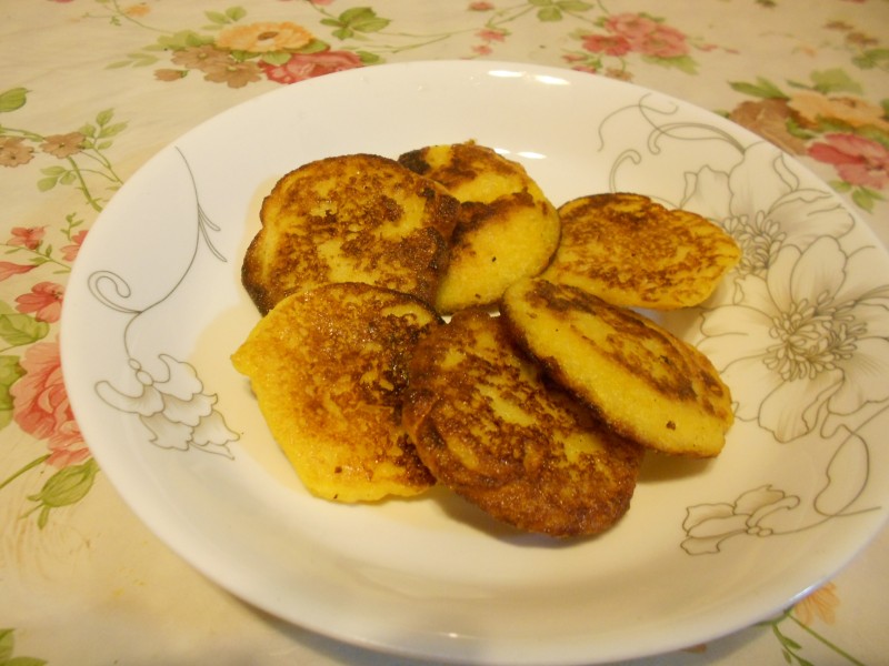 家常玉米面煎饼做法，松软香甜秘诀全公开-图8