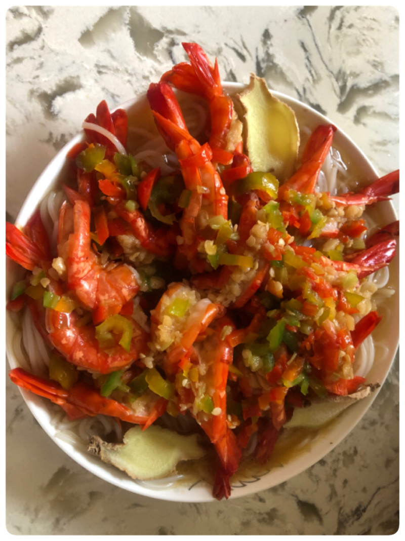 蒜蓉粉丝虾家常做法，鲜香入味超下饭-图2